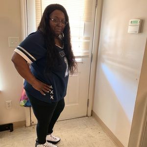 Meet your Posher, Valarie